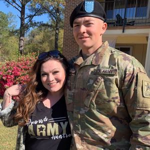 Meet your Posher, Renee